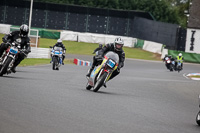 Vintage-motorcycle-club;eventdigitalimages;mallory-park;mallory-park-trackday-photographs;no-limits-trackdays;peter-wileman-photography;trackday-digital-images;trackday-photos;vmcc-festival-1000-bikes-photographs